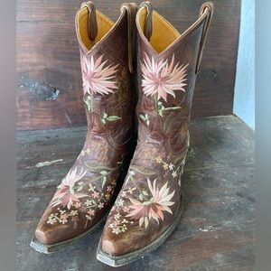 Old gringo “Ellie” cowboy boots size 10